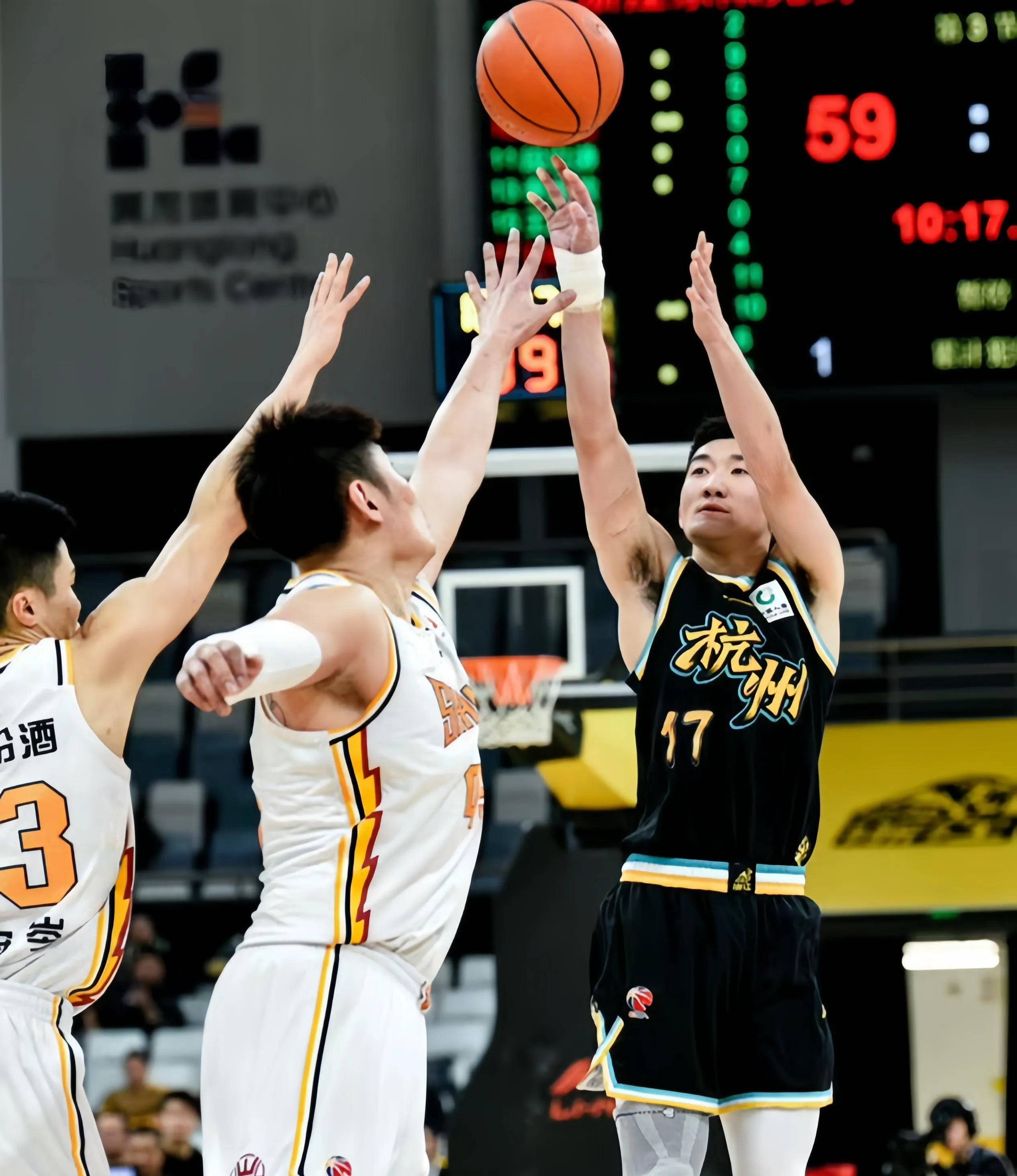 尼斯客场战平,积分榜稳居中游的简单介绍 尼斯客场战平,积分榜稳居中游的简单介绍